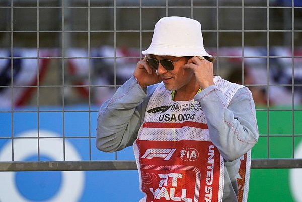 Der Film «F1» mit Pitt in der Hauptrolle wurde zum Kassenschlager. - © Darron Cummings/AP/dpa