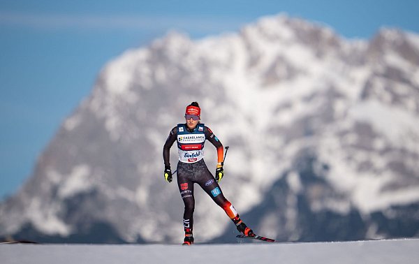 Konzentration auf Sport und Schule: Nathalie Armbruster. - © Georg Hochmuth/APA/dpa
