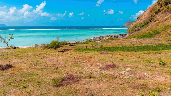 Bisher ist die Region noch ursprünglich und unbebaut. - © Marina Bay City/Lombok/dpa