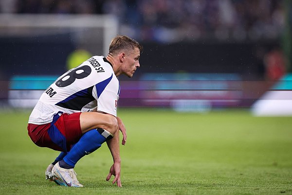 Ihm unterlief ein Eigentor gegen RCD Mallorca: HSV-Spieler Miro Muheim. - © Christian Charisius/dpa