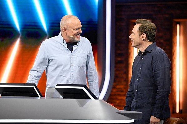 Stefan Raab zeigte sich wieder mal sehr ehrgeizig - aber nicht immer erfolgreich. - © Uncredited/RTL+/dpa