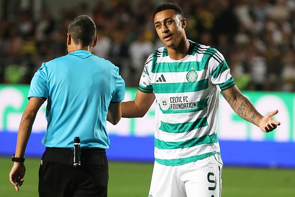 Das Aus schmerzt Celtic Glasgow besonders. - © Alikhan Sariyev/AP/dpa