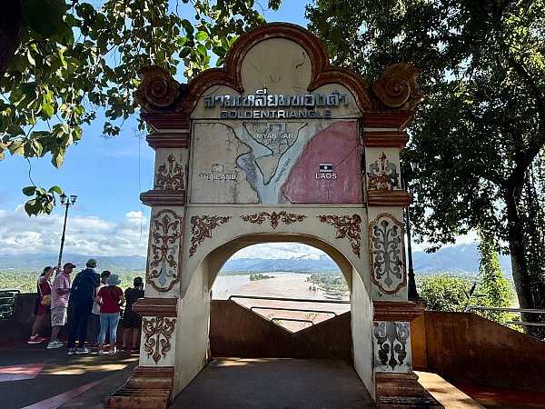 Das Goldene Dreieck ist bis heute ein mythischer Ort und bei Touristen aus aller Welt beliebt. - © Carola Frentzen/dpa