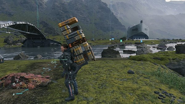 Dass das Gepäck so hält, wie es aufgestapelt ist, ist ein kleines Wunder. Jetzt heiß es, Balance zu halten. - © Sony Interactive Entertainment