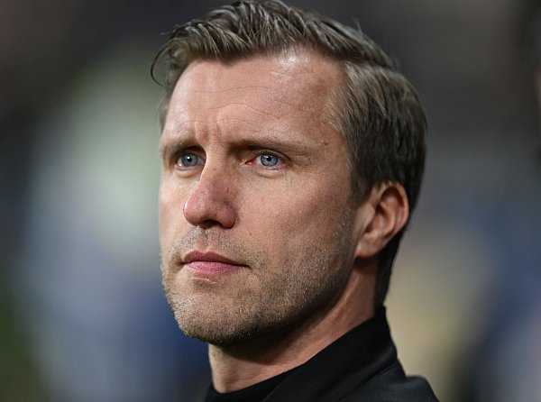 Wiederholt fiel der Name von Frankfurts Sportvorstand Markus Krösche im Zusammenhang mit dem FC Bayern. - © Arne Dedert/dpa