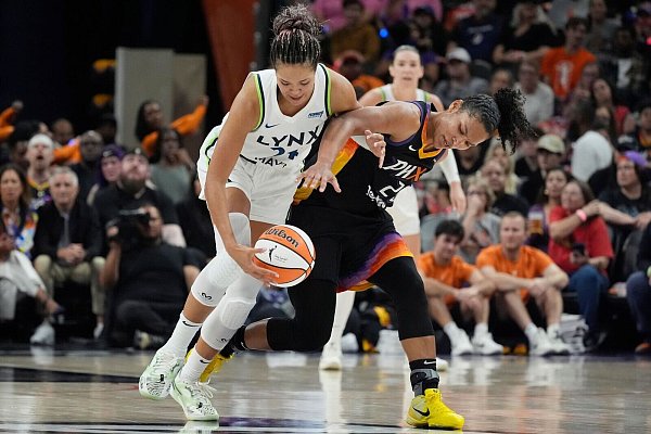 Den Phoenix Mercury fehlt noch ein Erfolg zum Final-Einzug. - © Ross D. Franklin/AP/dpa