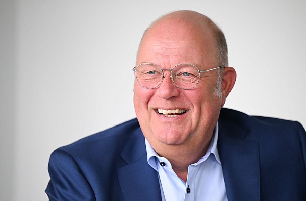 Von Preen: «Intersport Deutschland ist damit der einzige Anbieter, der alle Bereiche - Schuh, Sport und Textil – unter einem Dach verbindet». (Archivbild) - © Bernd Weißbrod/dpa