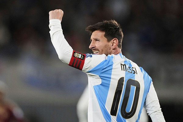 Ein perfekter Abend für Messi. - © Gustavo Garello/AP/dpa
