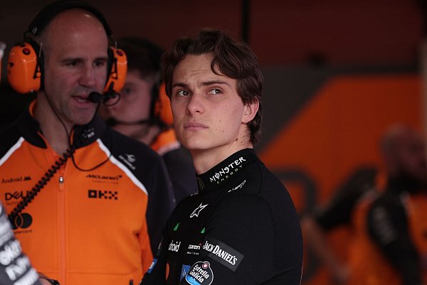 Oscar Piastri im Rückblick auf die bisherige Saison: Vom Titel-Kurs abgekommen. - © Ettore Chiereguini/AP/dpa