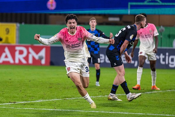 Ibrahim Maza traf für Bayer Leverkusen zum 3:2 in der Nachspielzeit der Verlängerung. - © David Inderlied/dpa