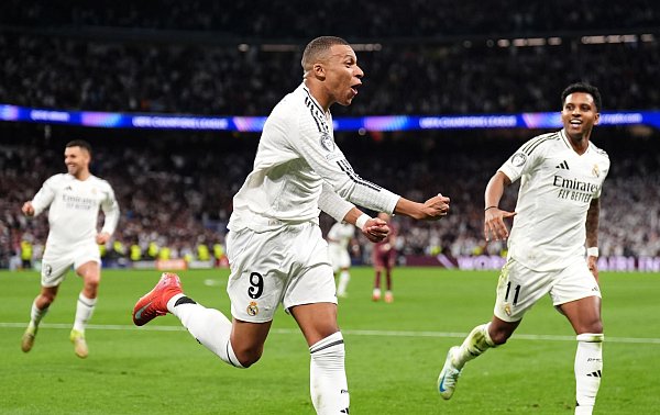 Schlug Manchester City fast im Alleingang: Kylian Mbappé - © John Walton/PA Wire/dpa