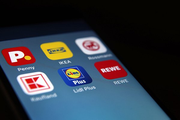Mehr als 100 Millionen Kunden nutzen die «Lidl Plus»-App weltweit. - © Karl-Josef Hildenbrand/dpa