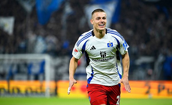 Glaubt an seine Mannschaft: HSV-Innenverteidiger Miro Muheim. - © Gregor Fischer/dpa