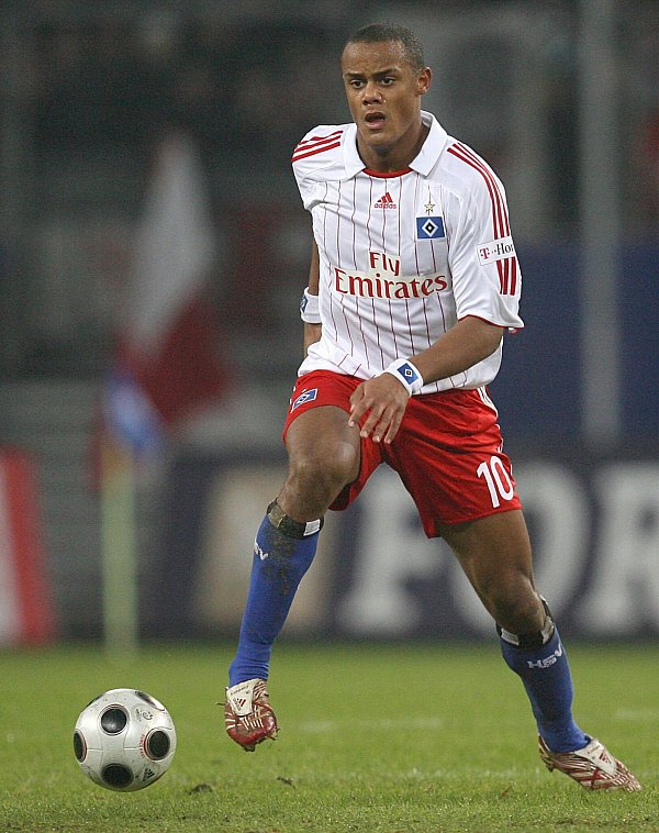 Einst HSV-Spieler, heute Meister-Trainer beim FC Bayern: Vincent Kompany. - © Sebastian Widmann/dpa