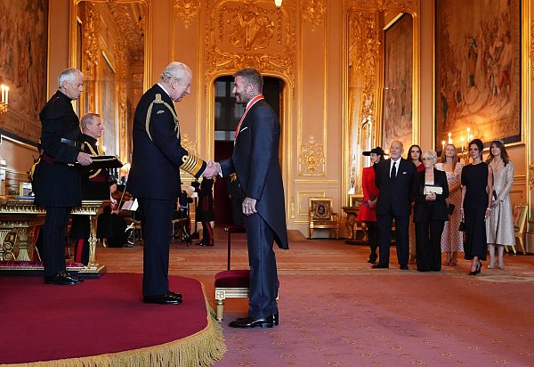 Beckham gilt als großer Verehrer des Königshauses. - © Jonathan Brady/PA via AP/dpa