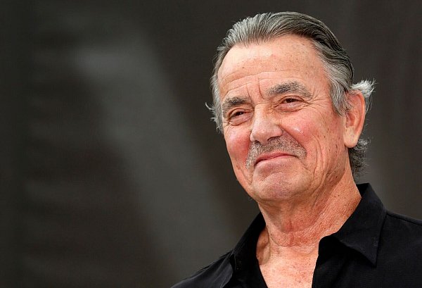 Eric Braeden hat sein Haus in Pacific Palisades durch die Großbrände im Raum Los Angeles verloren. (Archivbild) - © picture alliance / dpa