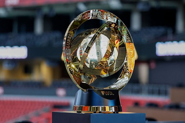 Allen Belastungen zum Trotz: Bei der Club-WM gibt es viel Geld und eine Trophäe zu gewinnen. - © Miguel Martinez/Atlanta Journal-Constitution/AP/dpa