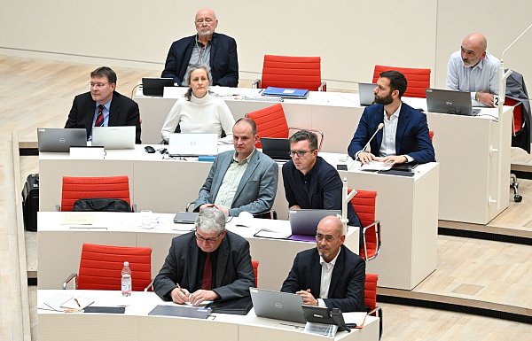 Die Brandenburger BSW-Landtagsfraktion hat anders als Koalitionspartner SPD mehrheitlich gegen zwei Medienstaatsverträge gestimmt. - © Jens Kalaene/dpa