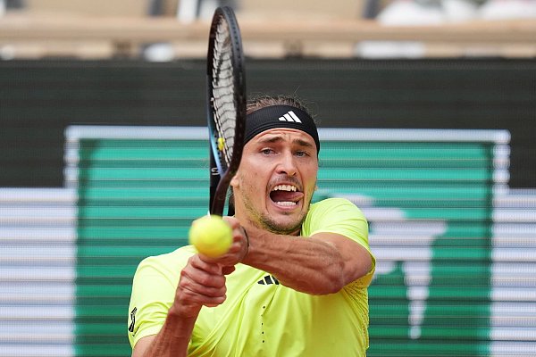 Alexander Zverev hatte nur wenig Mühe. - © Christophe Ena/AP/dpa