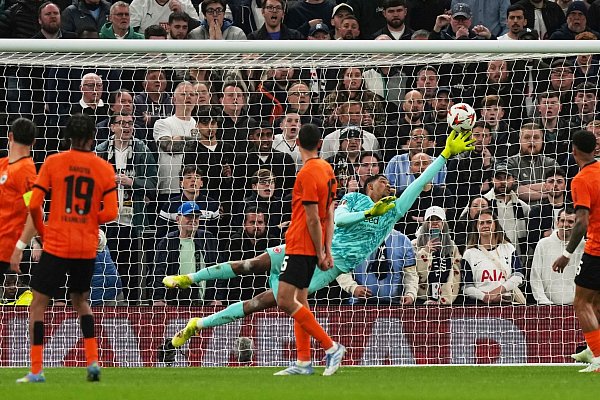 Glänzte im Hinspiel besonders: Kauã Santos. - © Frank Augstein/AP/dpa