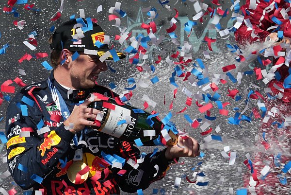 Derzeit fast unschlagbar: Max Verstappen. - © Eric Gay/AP/dpa