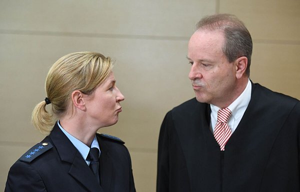 Claudia Pechstein wird auch am OLG von Anwalt Thomas Summerer vertreten. - © picture alliance / dpa
