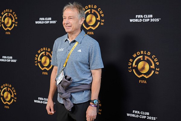 Sein Sohn ist ebenfalls Fußballspieler: Jürgen Klinsmann. (Archivbild) - © Pamela Smith/AP/dpa