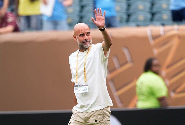 City-Coach Pep Guardiola startet erfolgreich in die Club-WM. - © Chris Szagola/AP/dpa