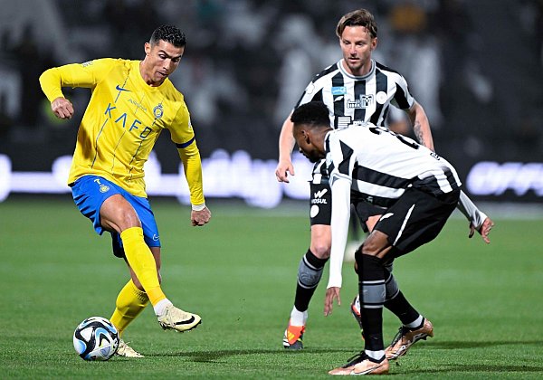 Ex-Weltfußballer Cristiano Ronaldo spielt seit 2023 für Al-Nassr in der saudischen Liga. - © -/Saudi Press Agency/dpa