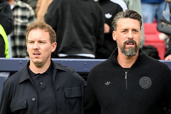 Zuletzt Nagelsmann-Assistent, jetzt FCA-Trainer: Sandro Wagner (r). - © Federico Gambarini/dpa