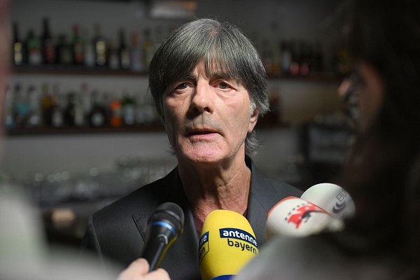 Ex-Bundestrainer Joachim Löw hatte viel zu erzählen über Thomas Müller, auch Anekdoten. - © Felix Hörhager/dpa
