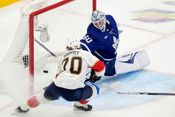 Sechs Treffer erzielten die Panthers beim Sieg gegen die Maple Leafs. - © Frank Gunn/The Canadian Press via AP/dpa