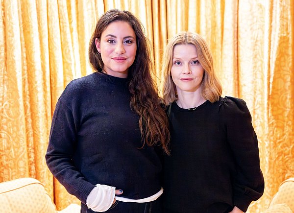 Almila Bagriacik und Karoline Schuch sind das neue Team. - © Axel Heimken/dpa