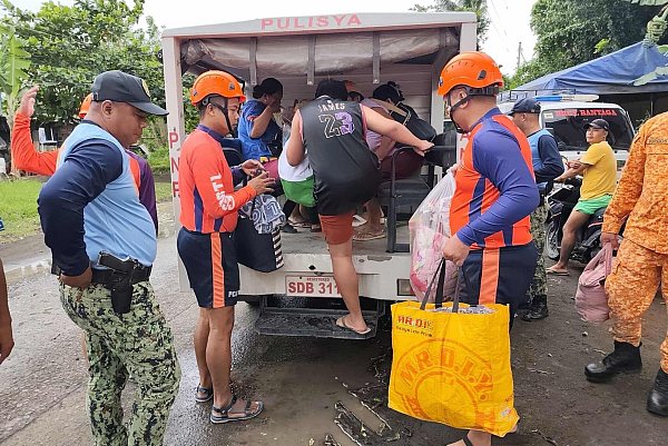 Der Inselstaat ist gewarnt: Erst vor wenigen Tagen riss der verheerende Taifun «Kalmaegi» dort Hunderte Menschen in den Tod und hinterließ eine Schneise der Zerstörung. - © Uncredited/PHILIPPINE COAST GUARD/AP/dpa