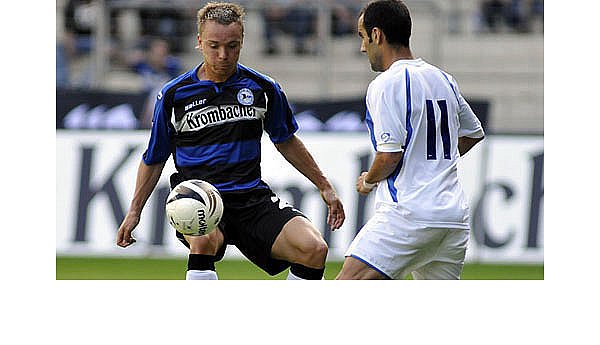 Arminia-Profi Feick nach Operation wohlauf - © ARMINIA