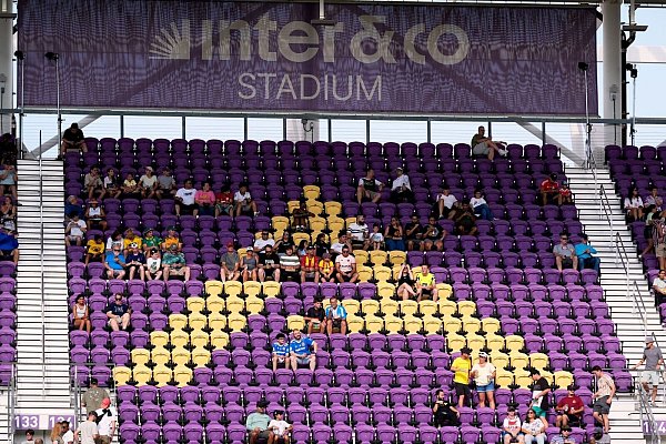 Das Interesse an der Partie in Orlando hielt sich in Grenzen. - © John Raoux/AP/dpa