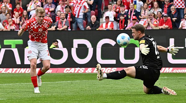 Verpasste die Führung für Mainz: Nationalspieler Jonathan Burkardt. - © Torsten Silz/dpa