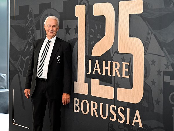 Vereinspräsident Rainer Bonhof hatte vor wenigen Wochen bei der 125-Jahr-Feier Borussias noch Grund zu lachen - © Roberto Pfeil/dpa