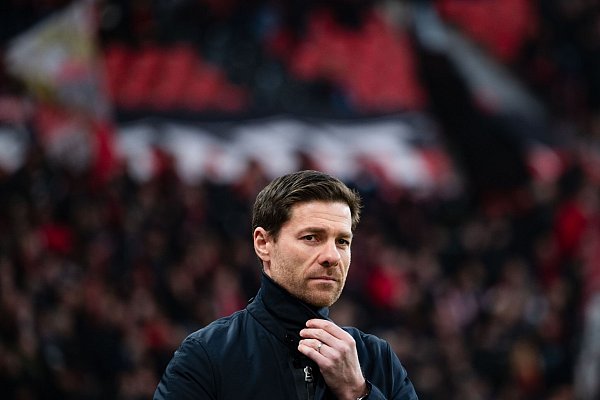 Xabi Alonso ist als Trainer gegen die Bayern noch unbesiegt - © Marius Becker/dpa