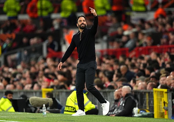 Ruben Amorim erlebte mit Manchester United den schlechtesten Start eines Trainer seit über 100 Jahren. - © Martin Rickett/PA Wire/dpa