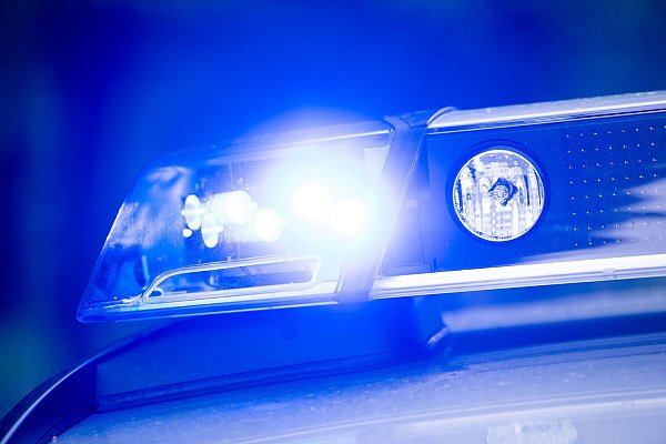 Die Polizei fahndete nach dem mutmaßlichen Täter. (Symbolbild) - © Lino Mirgeler/dpa
