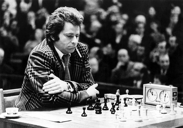 Der frühere Schach-Weltmeister Boris Spasski ist tot. - © ---/UPI/dpa