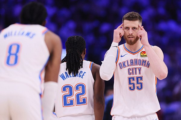 Im Sommer nicht dabei: NBA-Meister Hartenstein. - © Nate Billings/AP/dpa