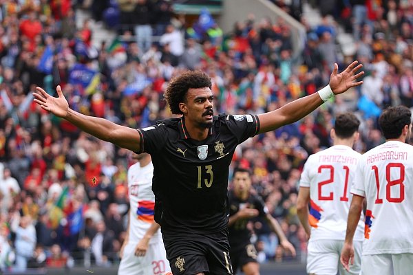 Eröffnete den Torreigen: Portugals Renato Veiga. - © Luis Vieira/AP/dpa