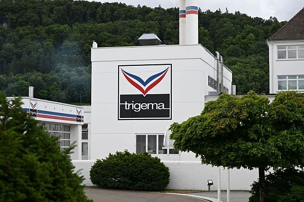 1969 übernahm Grupp die von seinem Großvater gegründete Firma Trigema in Burladingen. (Archivbild) - © Bernd Weißbrod/dpa