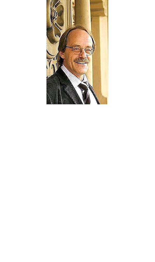 Rolf Schröder verteidigt den Umzug.