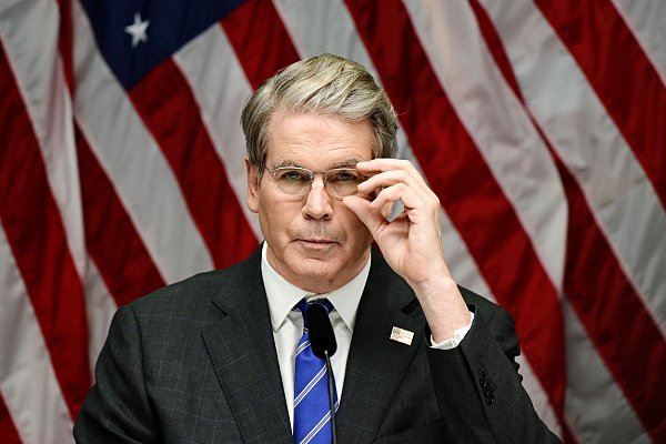 US-Finanzminister Scott Bessent schließt weitere Sanktionen nicht aus. (Archivbild) - © Magnus Lejhall/TT News Agency/AP/dpa