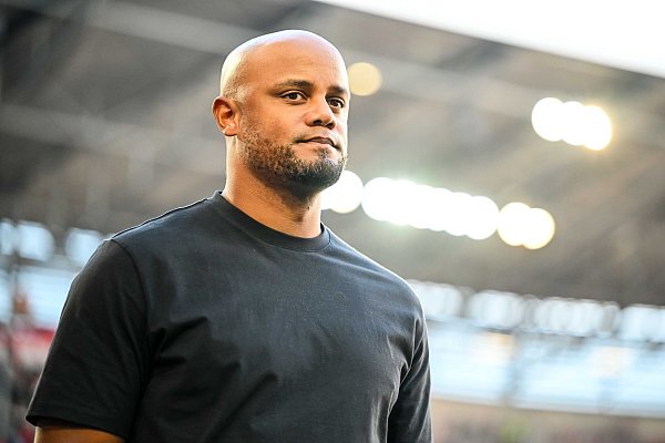 Traineierte früher einen Premier-League-Club: Vincent Kompany - © Harry Langer/dpa