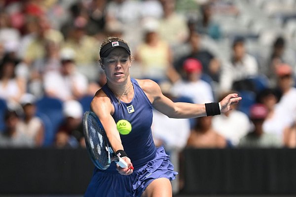 Verlor in der dritten Runde der Australian Open: Laura Siegemund - © Lukas Coch/AAP/dpa