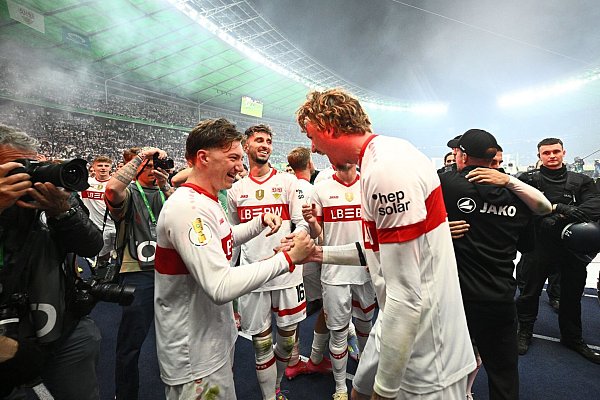 Nach dem Pokalsieg geht es für Angelo Stiller und Nick Woltemade bei der DFB-Elf weiter. - © Tom Weller/dpa